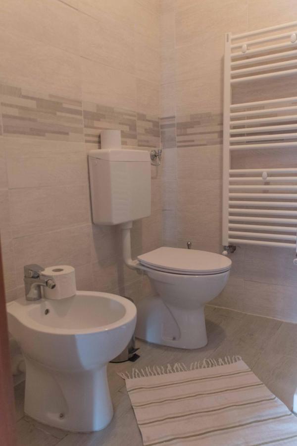 Bed And Breakfast Humus Sapiens Castiglione Chiavarese Εξωτερικό φωτογραφία